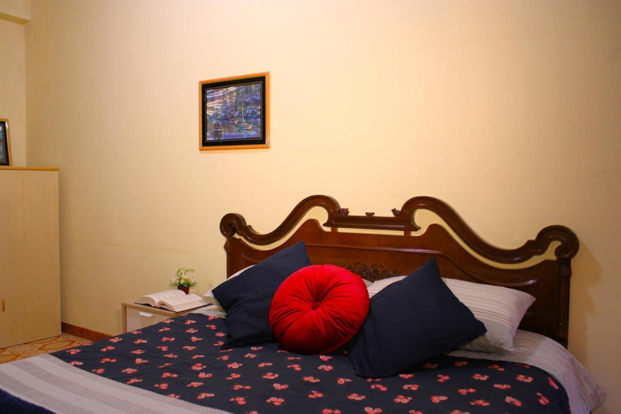 Roma Tiberius Suite Extérieur photo